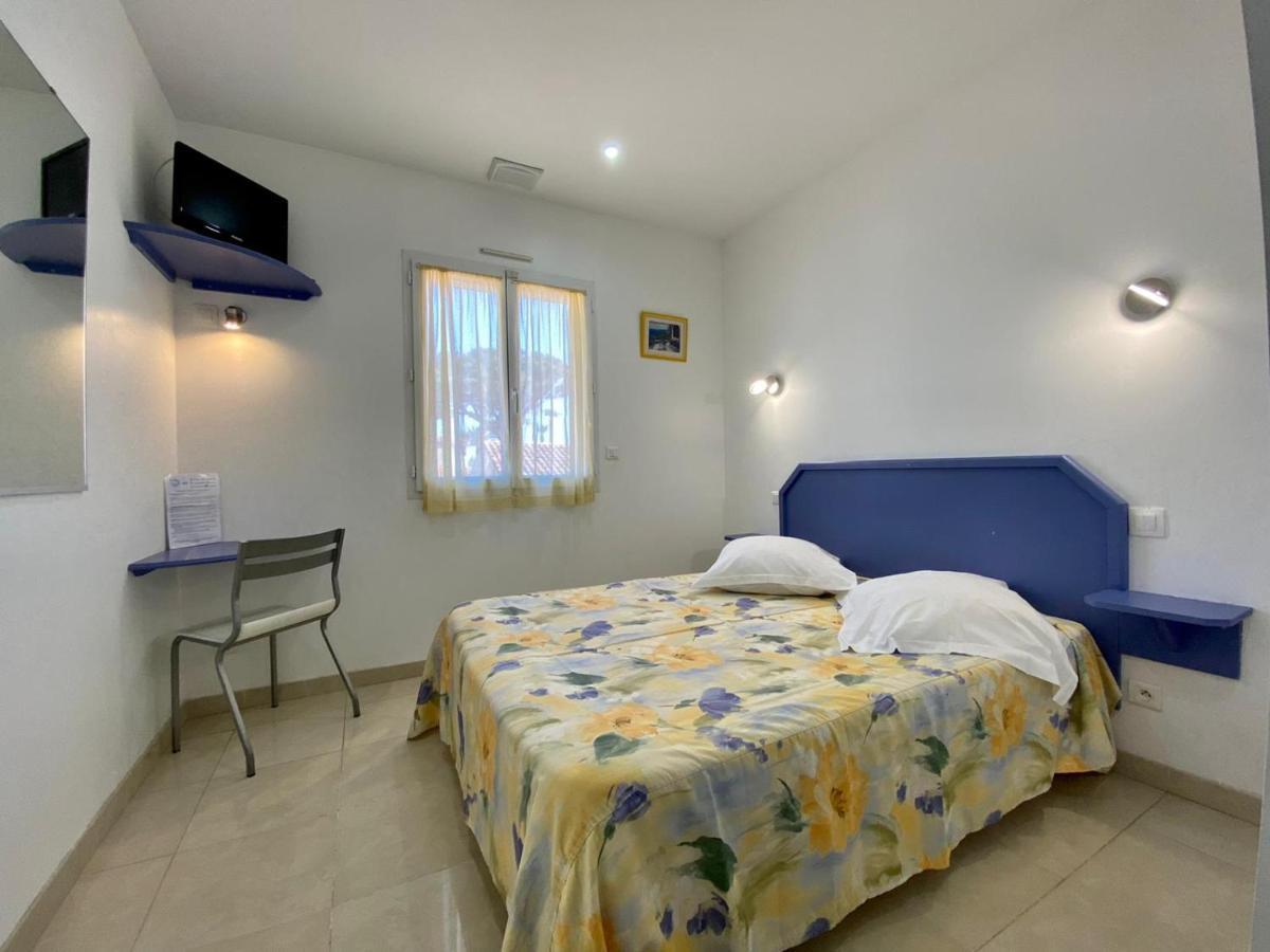 Hotel Myriam Vias Plage ภายนอก รูปภาพ