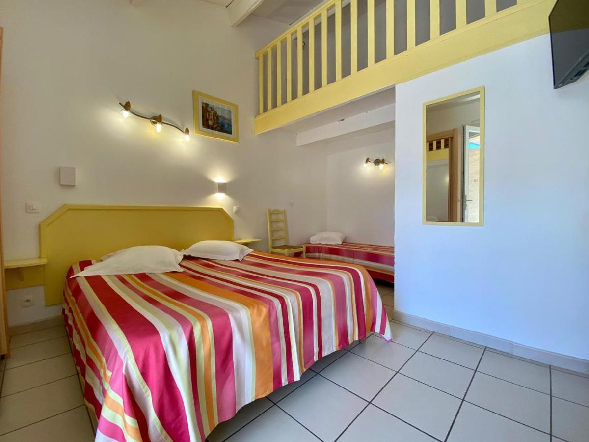 Hotel Myriam Vias Plage ภายนอก รูปภาพ