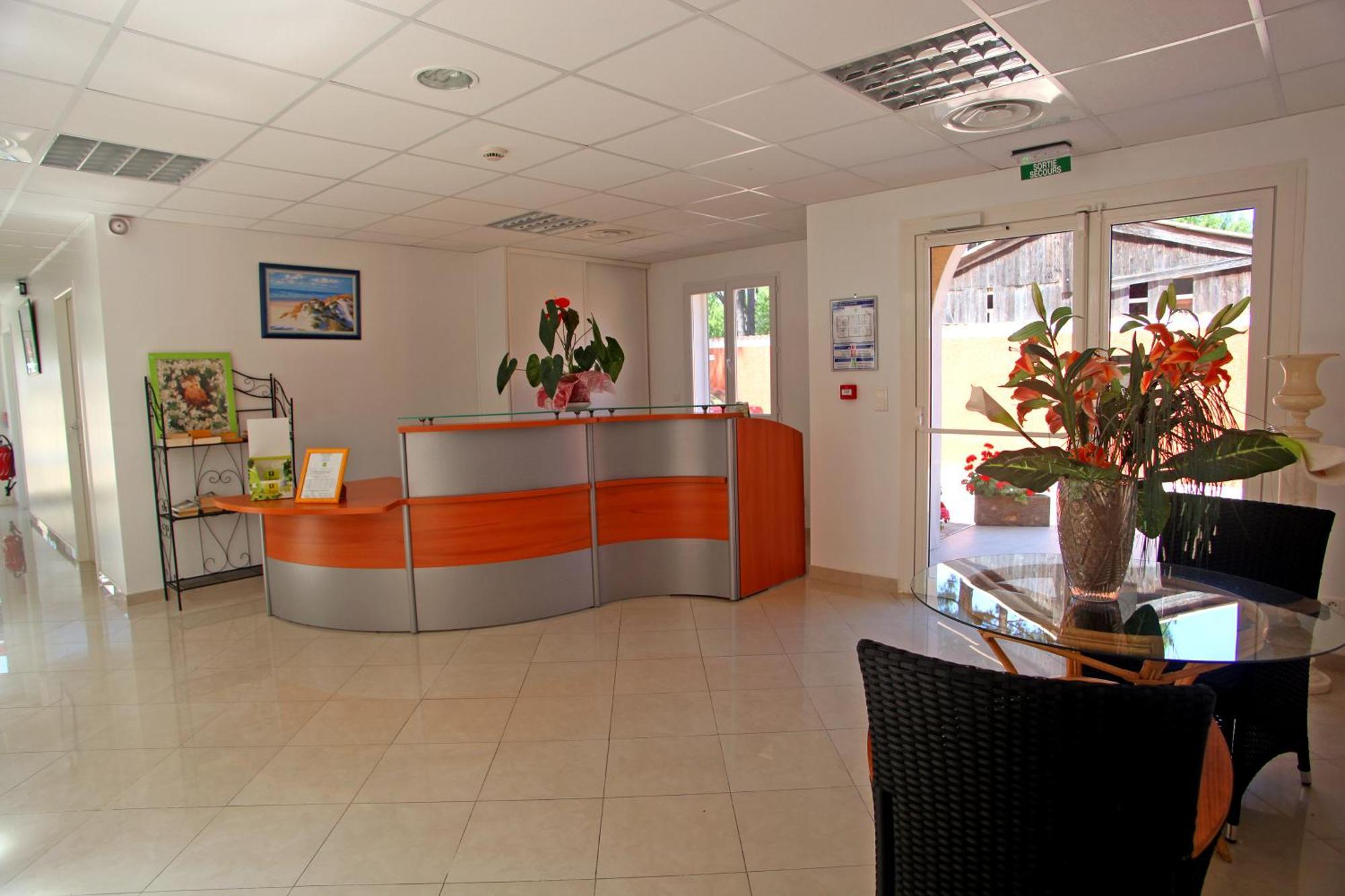 Hotel Myriam Vias Plage ภายนอก รูปภาพ